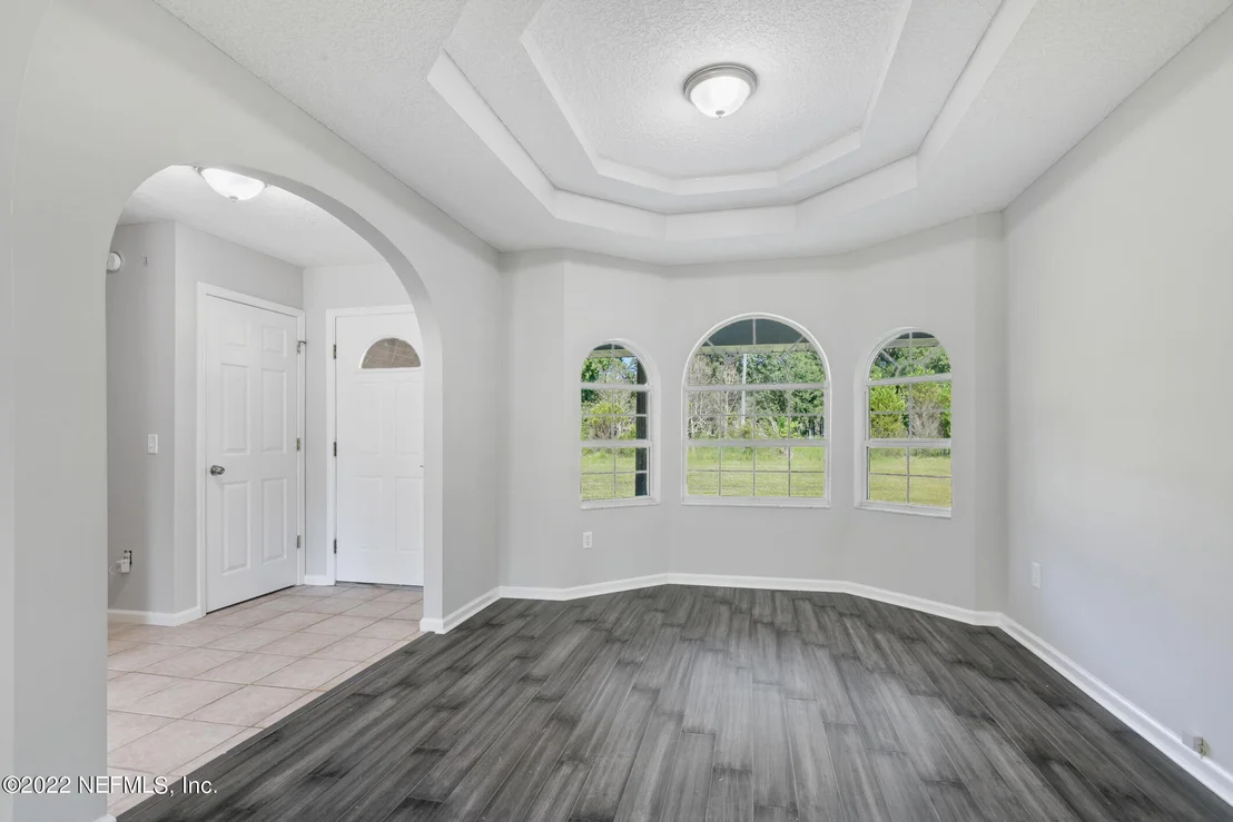 Photo of 48077 MERIDIAN Trail