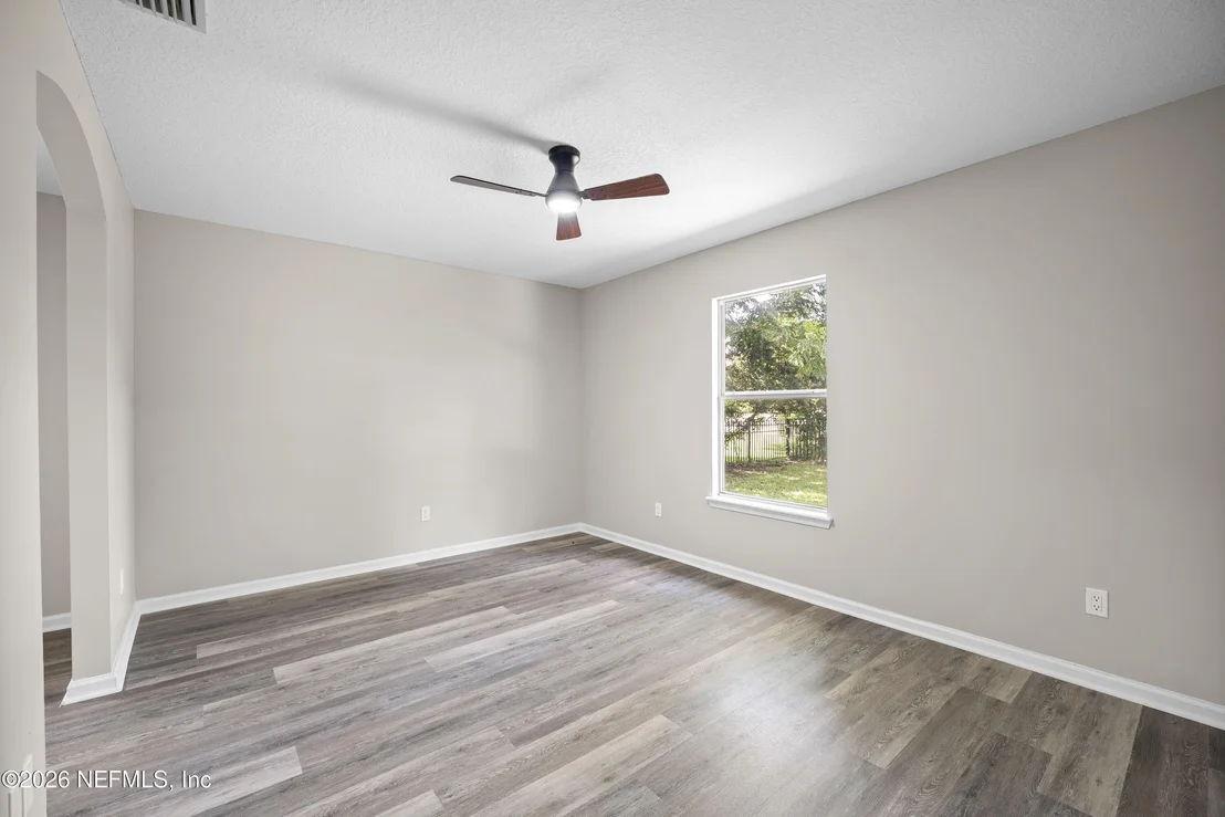 Photo of 4048 EDGELAND Trail