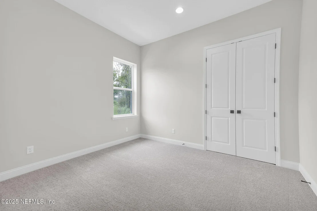 Photo of 134 BLUE RIVER Drive