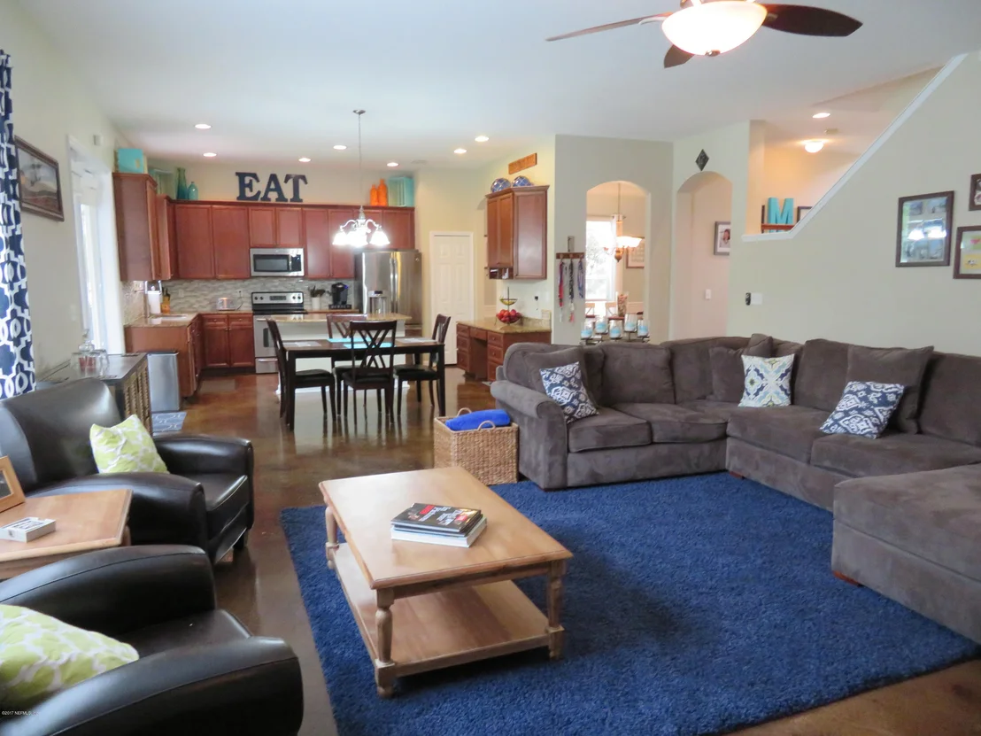Photo of 113 CASTLEGATE Lane