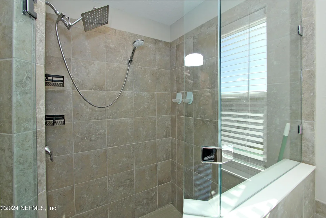 Photo of 242 SILVERLEAF VILLAGE Drive