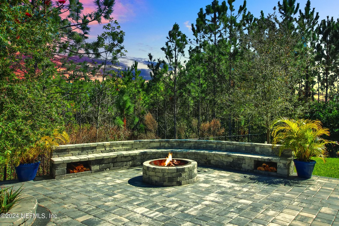 Photo of 10152 SILVERBROOK Trail