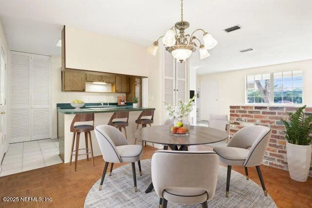 Photo of 1130 CROWN Drive