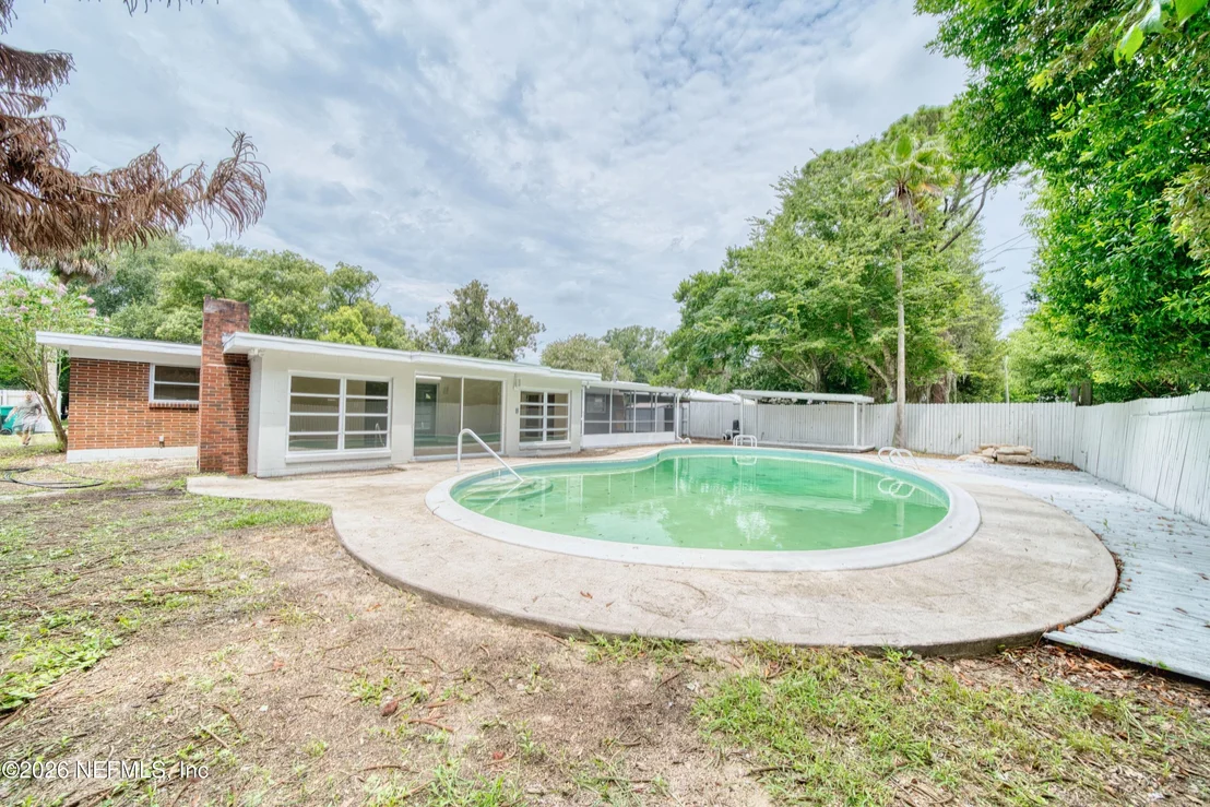 Photo of 2517 PALM Avenue