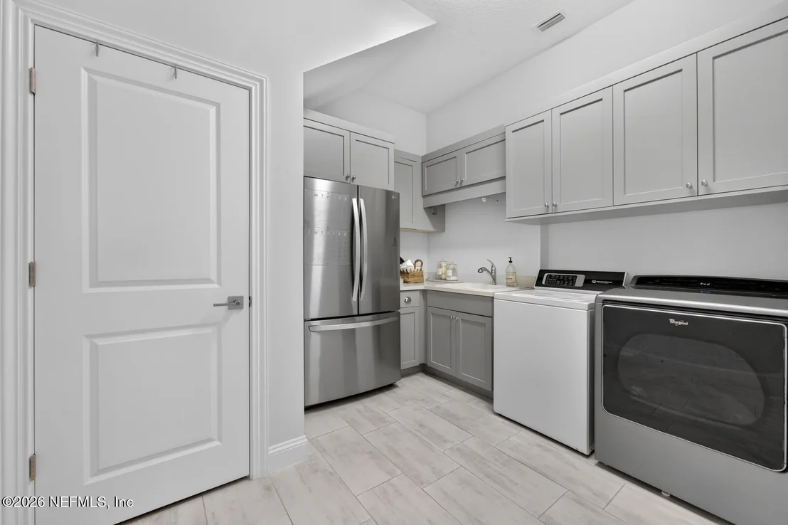 Photo of 5244 COMMISSIONERS Drive