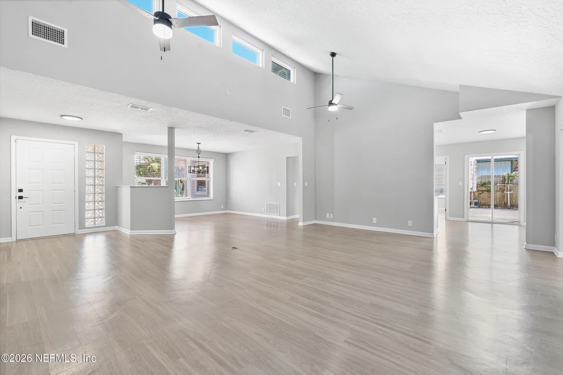 Photo of 7047 RIVERCREST Drive