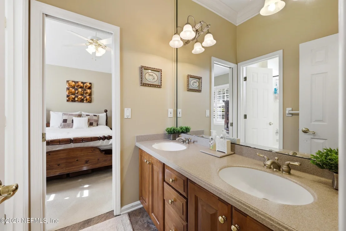 Photo of 1140 HIDEAWAY Drive N