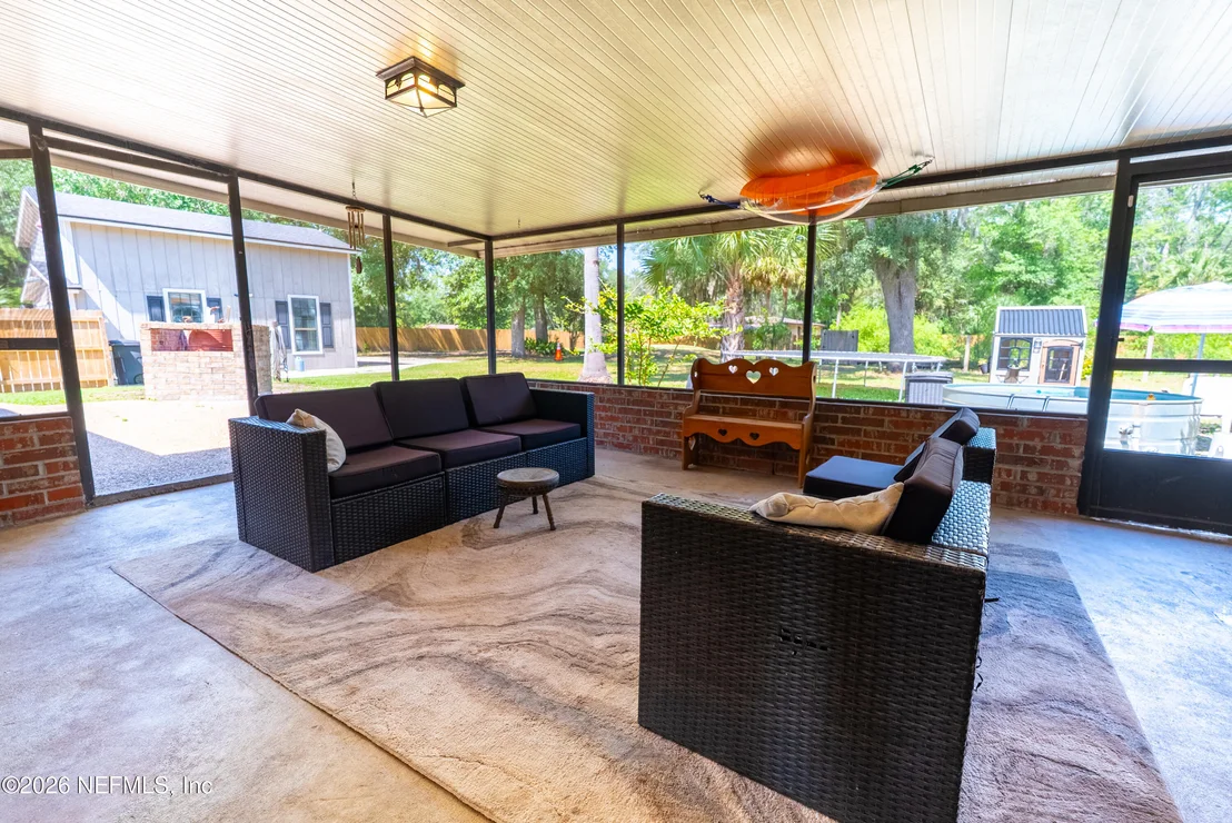 Photo of 1701 JONES Road