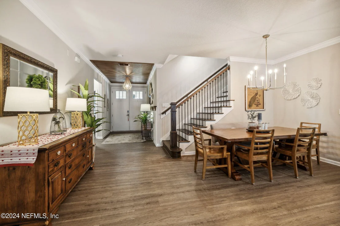 Photo of 94 LUCERNE Court