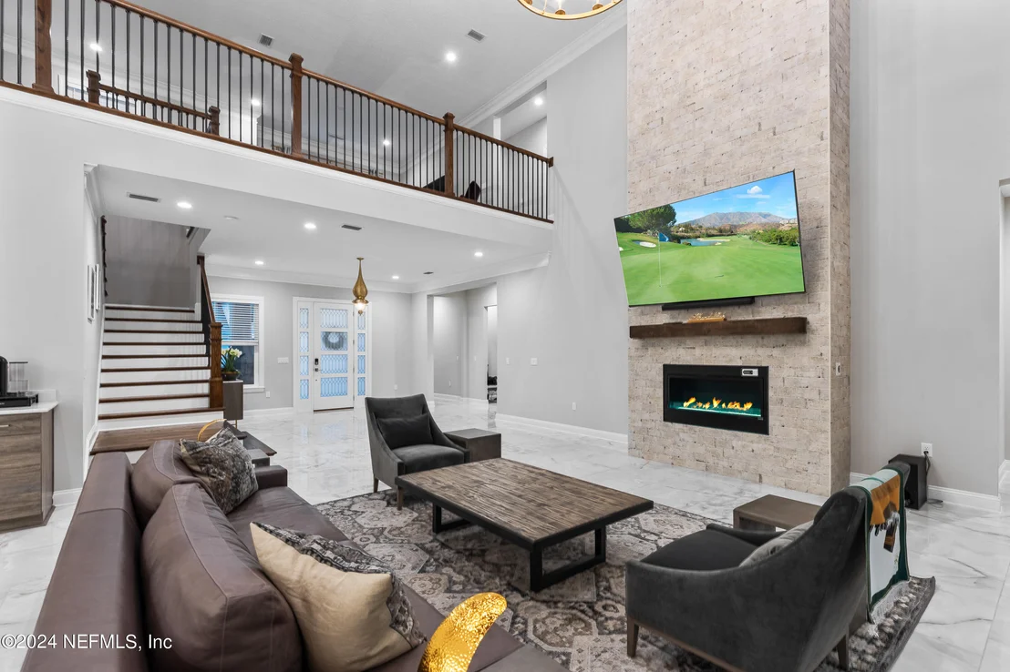 Photo of 10511 SILVERBROOK Trail