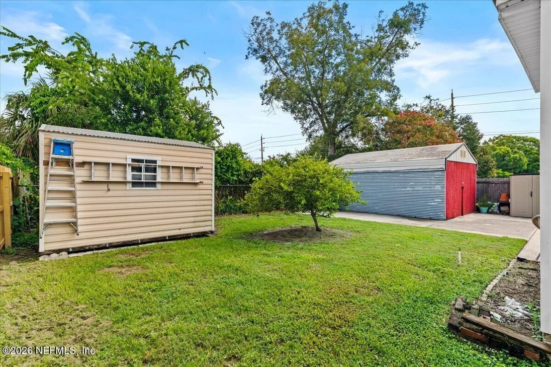 Photo of 4511 CAMBRIDGE Road