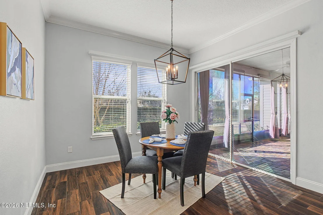 Photo of 316 RENWICK Parkway