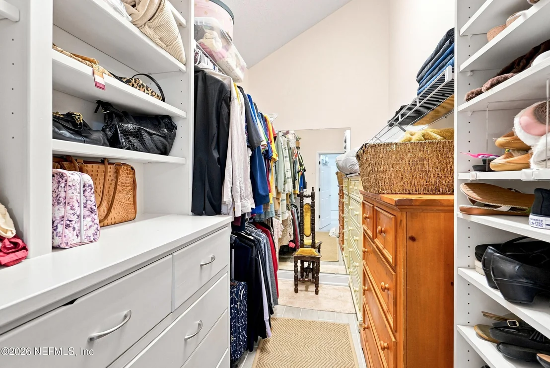 Photo of 1407 RIVERGATE Drive