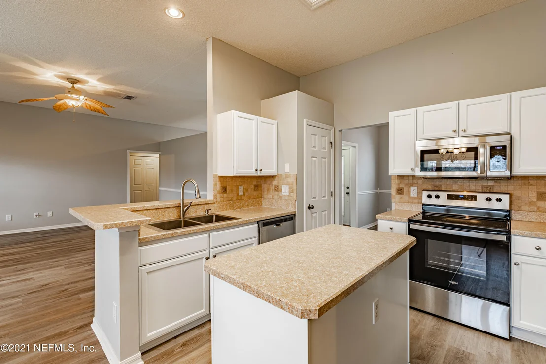 Photo of 1491 SILVER BELL Lane