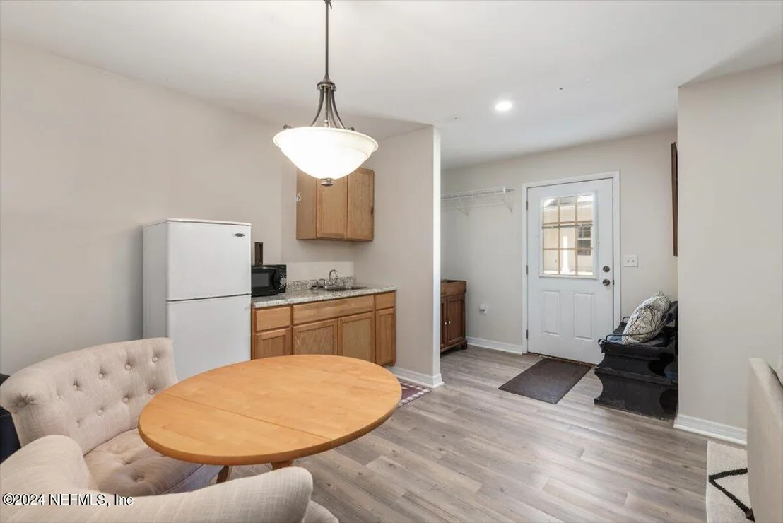 Photo of 3501 STATE ROAD 21
