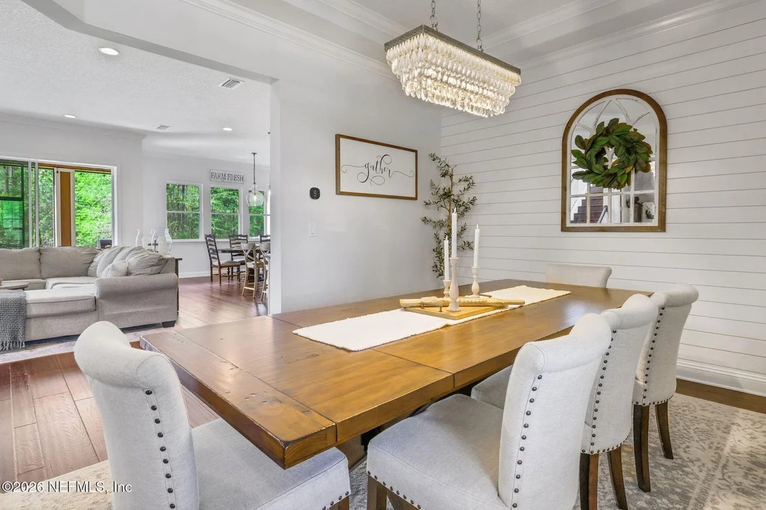 Photo of 550 BRAMBLY VINE Drive