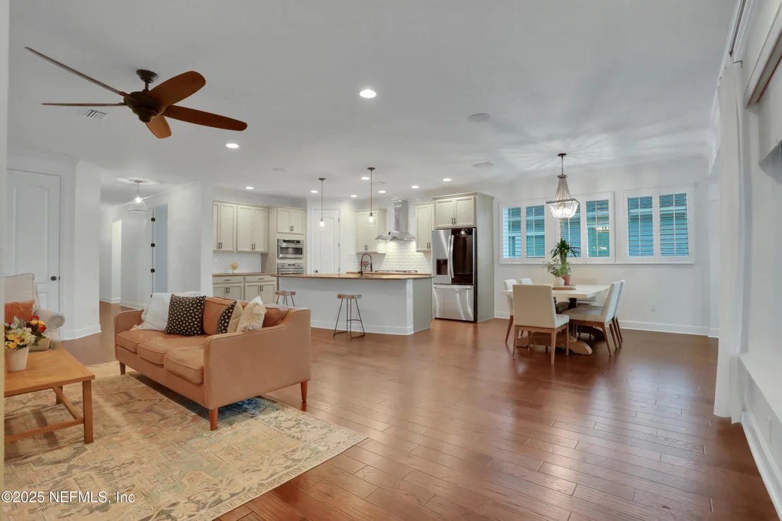 Photo of 205 WOODSONG Lane