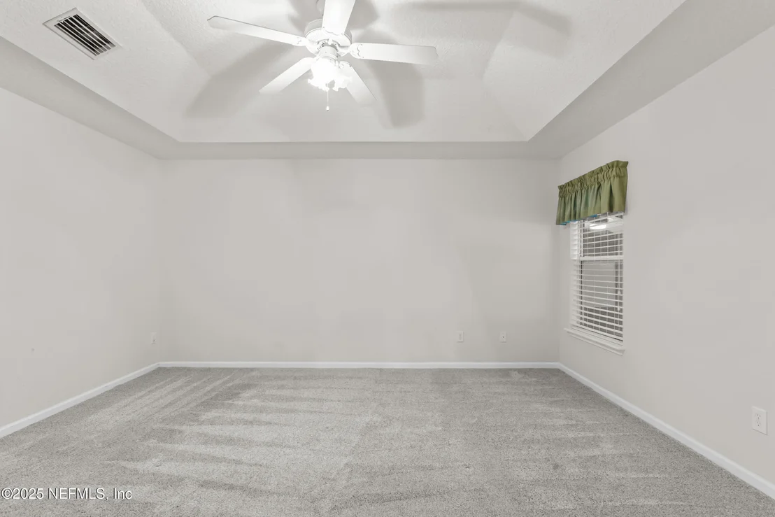 Photo of 648 E TROPICAL TRACE