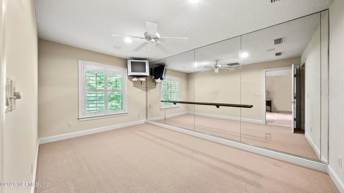 Photo of 243 BARONY Drive