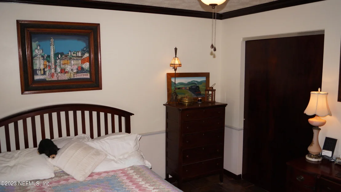 Photo of 6113 RAINTREE Road
