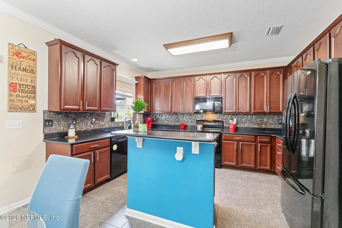 Photo of 425 FORT DRUM Court