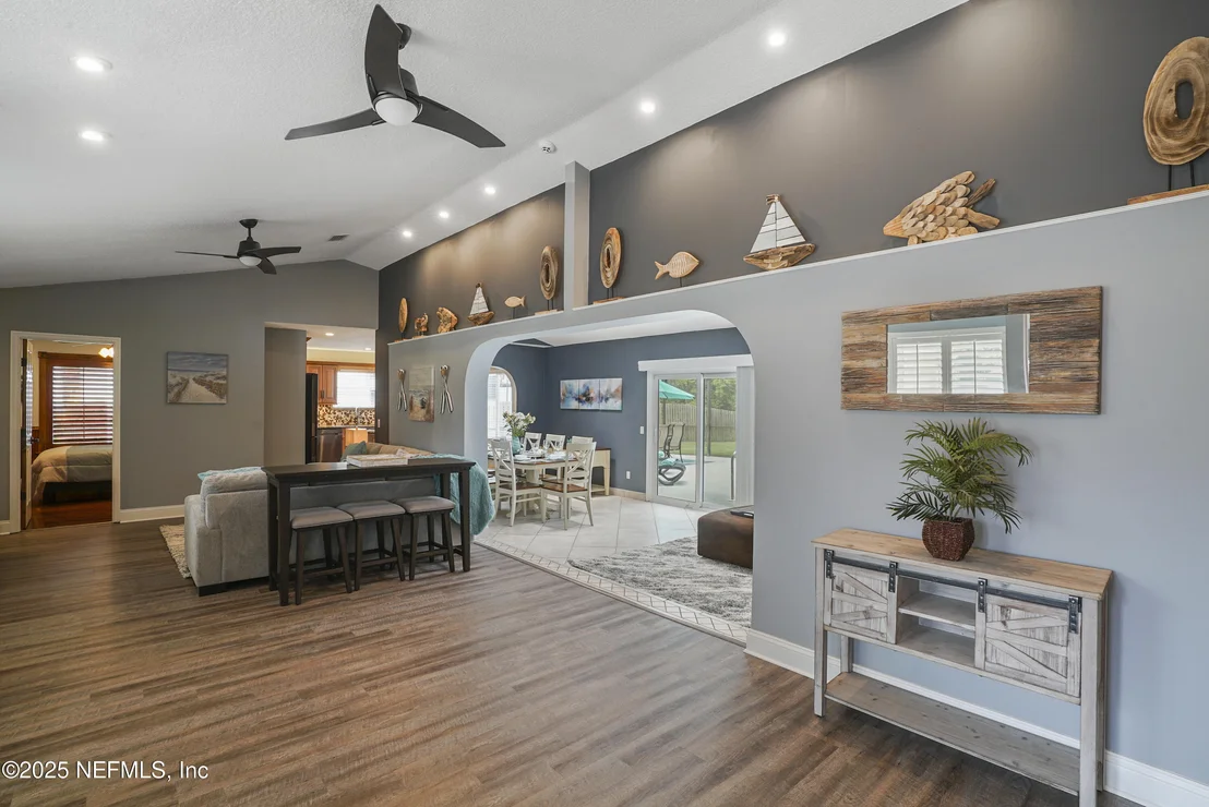Photo of 4041 PINE RUN Circle