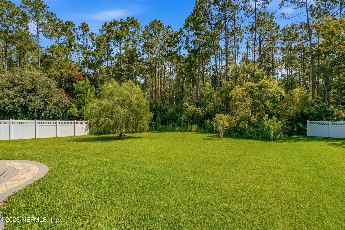 Photo of 804 STELLING Court