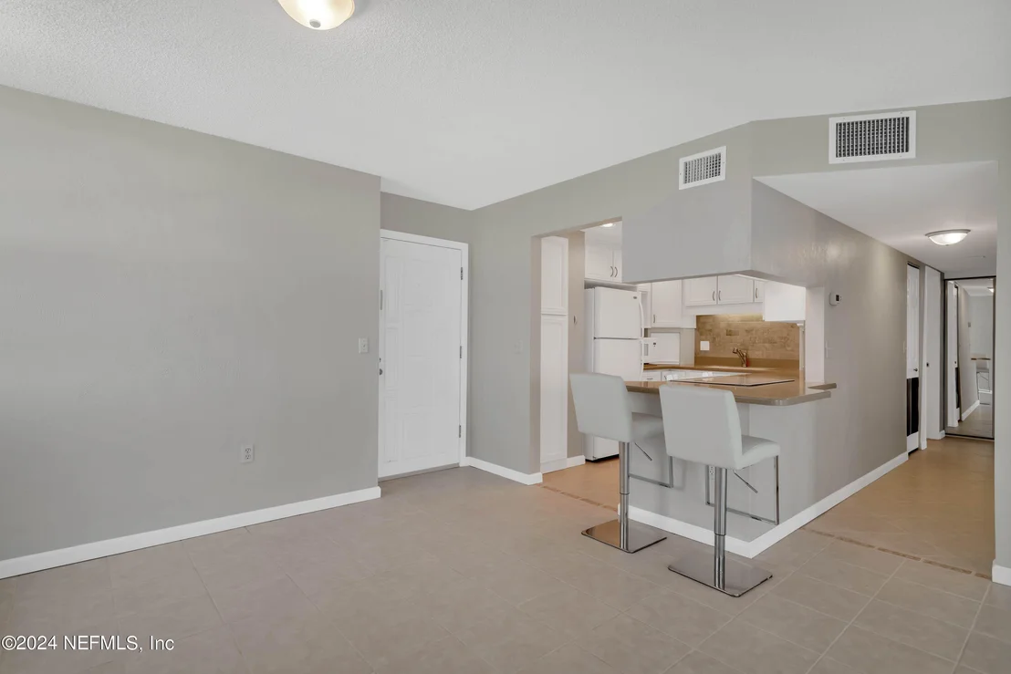 Photo of Unit M120 at 1415 OCEAN SHORE Boulevard