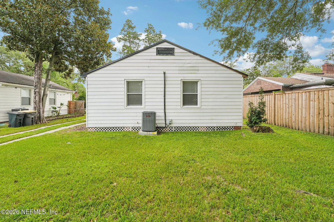 Photo of 1632 CHARON Road