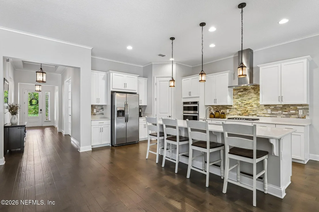Photo of 152 CLOVERBROOK Road