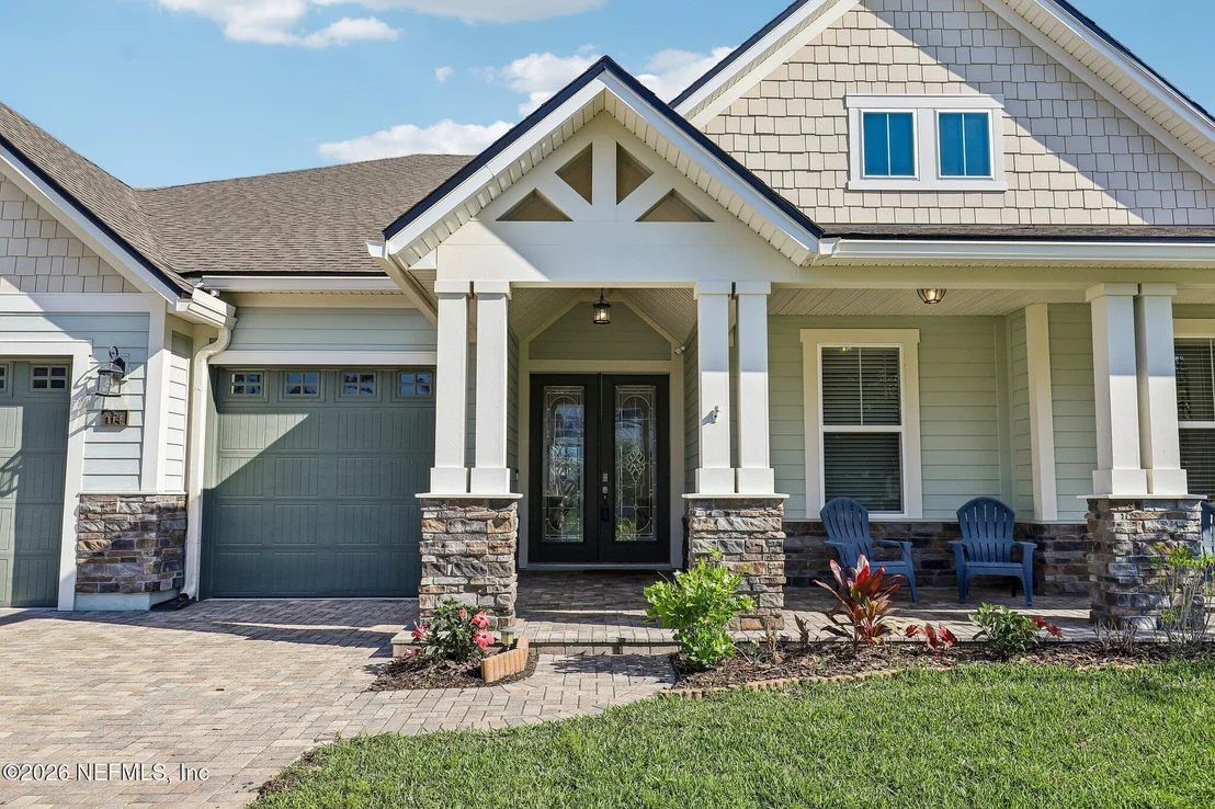 Photo of 114 GLENNEYRE Circle