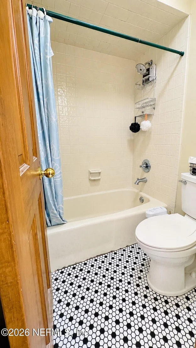 Photo of 3034 NAUTILUS Road