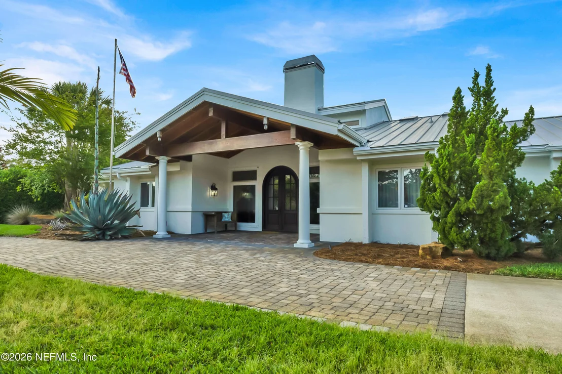 Photo of 33 CORONA Road
