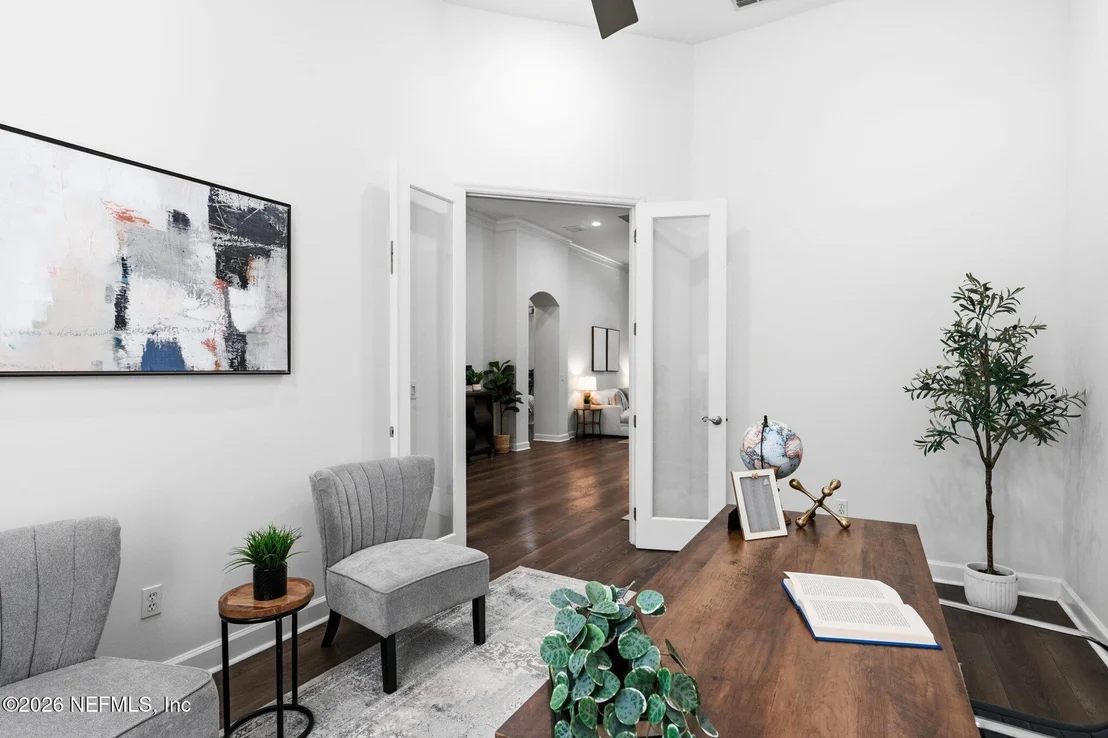Photo of 215 PARKSIDE Drive