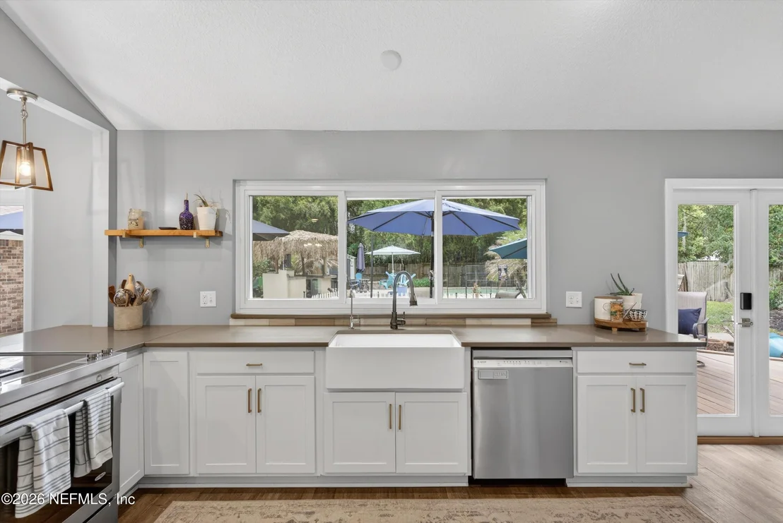 Photo of 9616 BEAUCLERC BLUFF Road