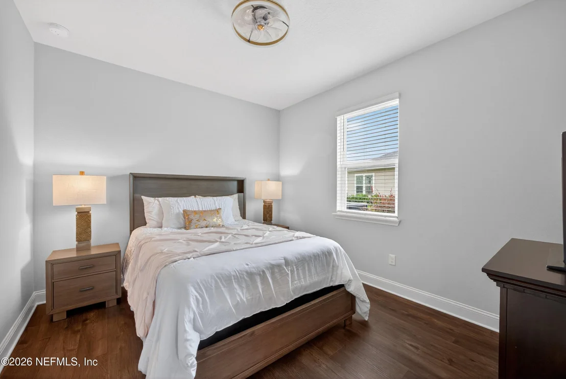 Photo of 85491 FALL RIVER Parkway