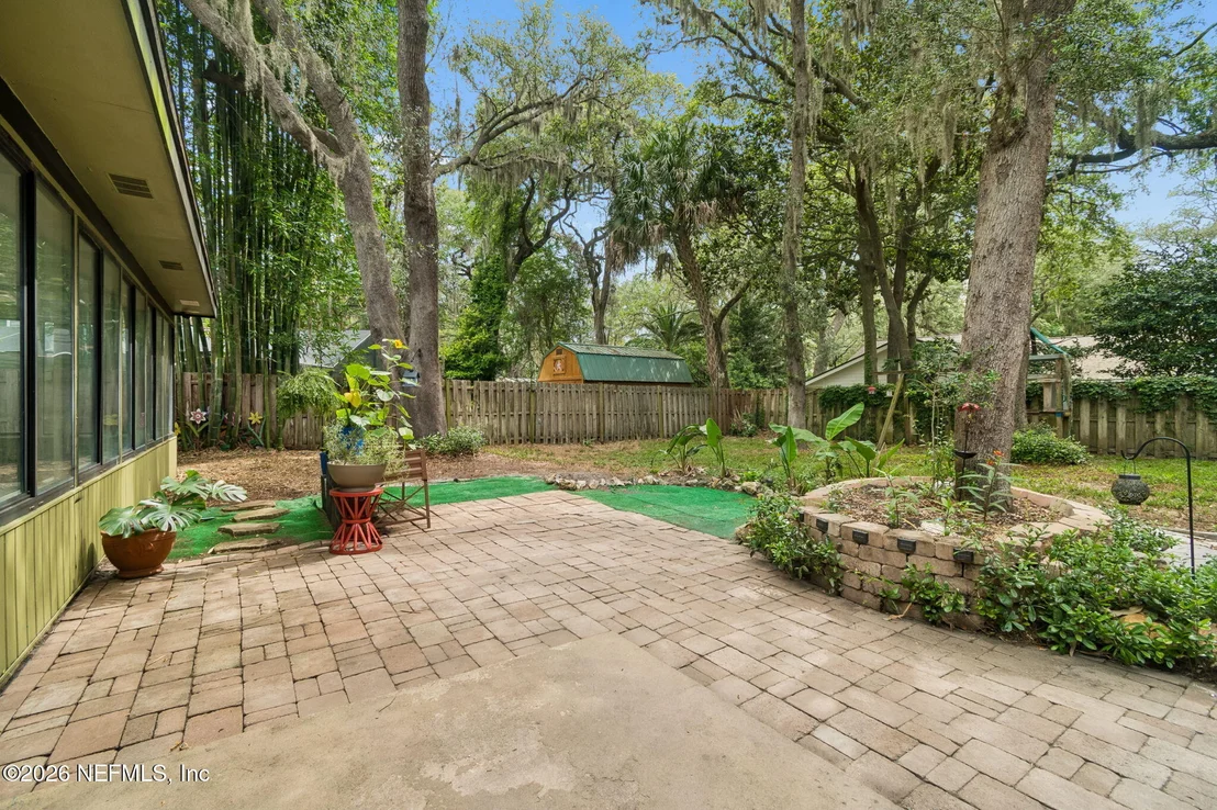 Photo of 1631 ARROWHEAD Trail