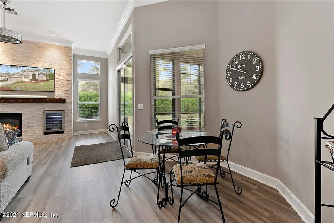 Photo of 1340 BARRINGTON Circle