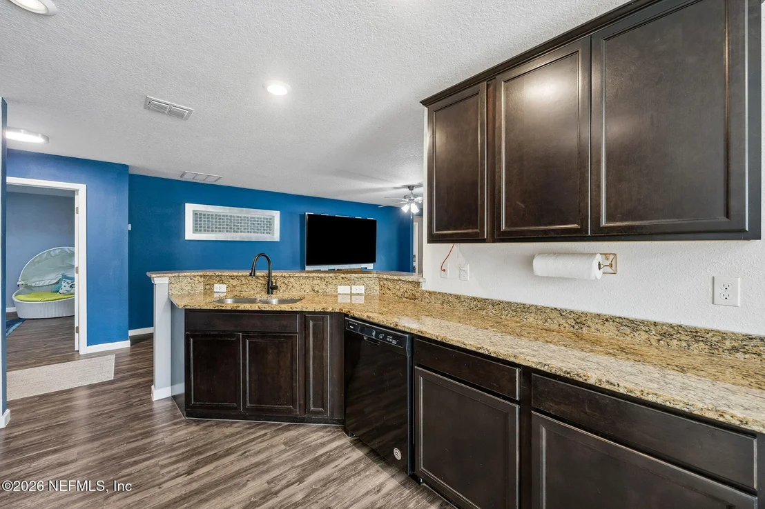 Photo of 77707 LUMBER CREEK Boulevard
