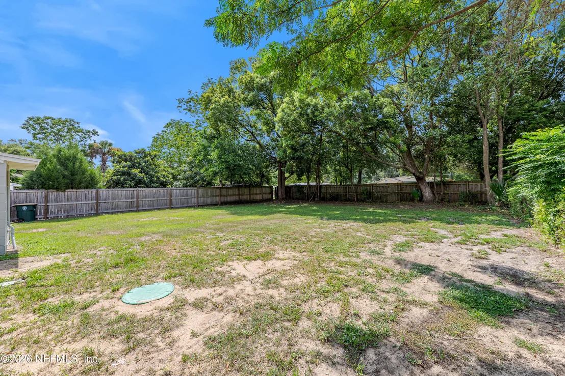 Photo of 9754 BUNCOME Road