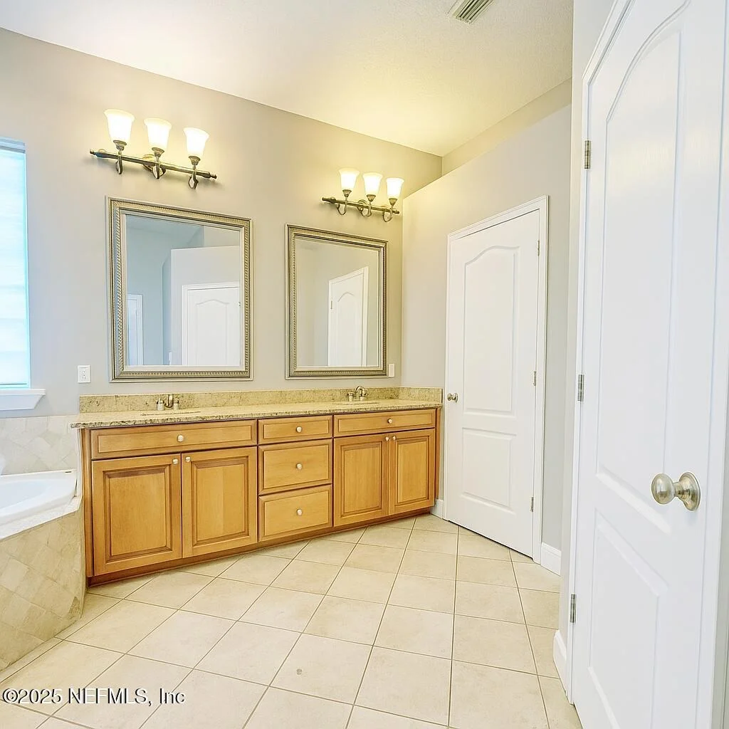 Photo of 1897 HICKORY TRACE Drive