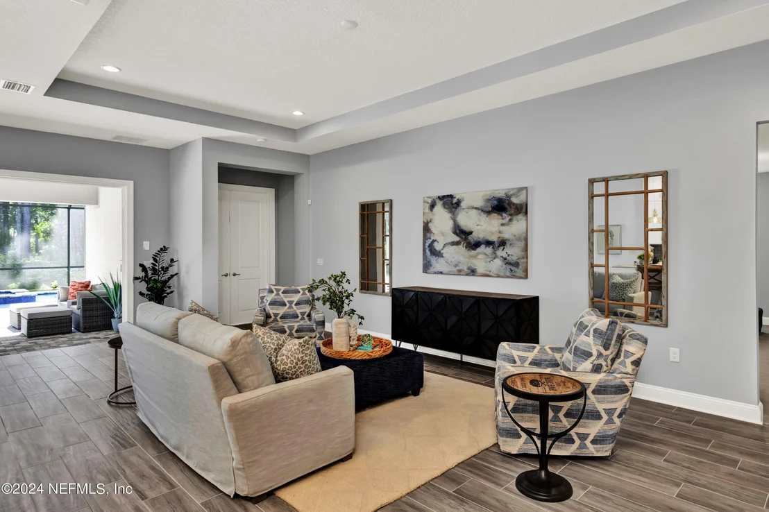 Photo of 10385 SILVERBROOK Trail