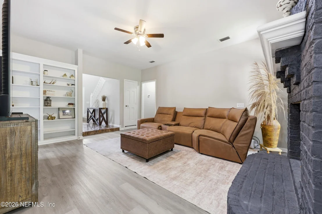 Photo of 668 FINGAL Drive