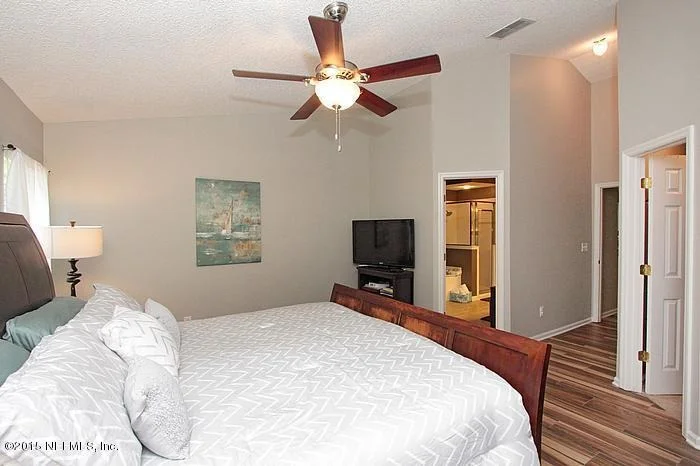 Photo of 928 N LILAC Loop