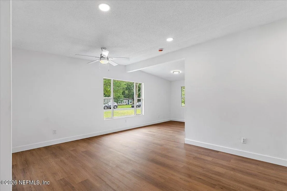 Photo of 6903 CLOVIS Road