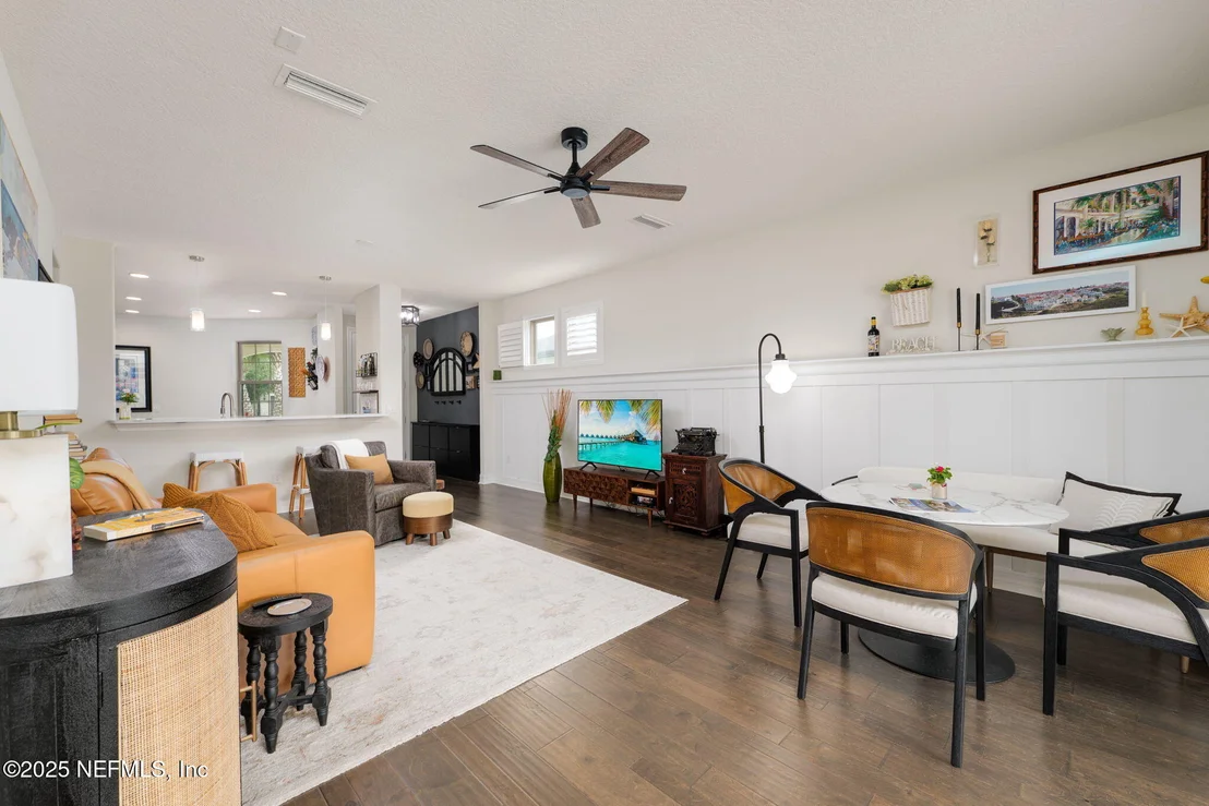 Photo of 263 FOREST SPRING Drive