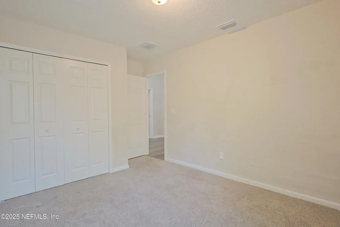 Photo of 52 PEPPERMINT Avenue