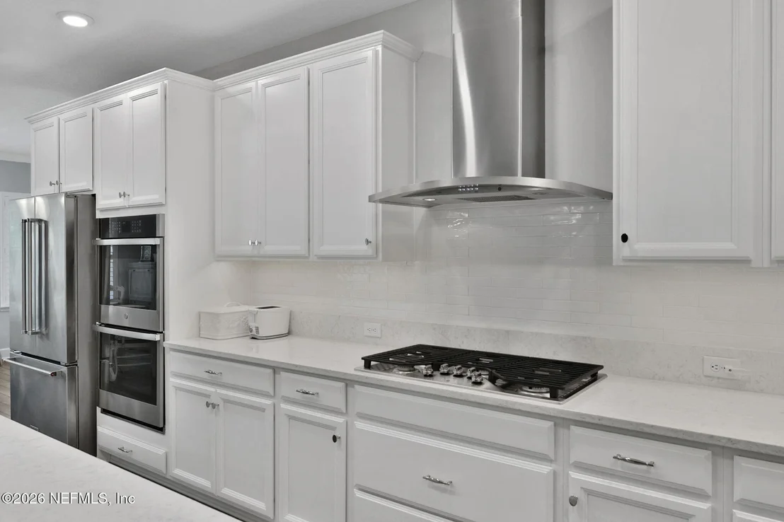 Photo of 146 CLARENDON Road