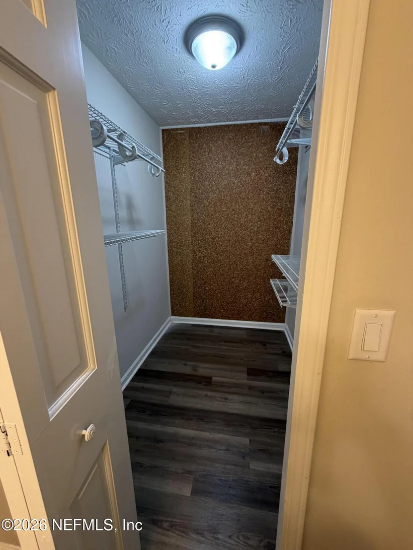 Photo of 4285 WALNUT Bend
