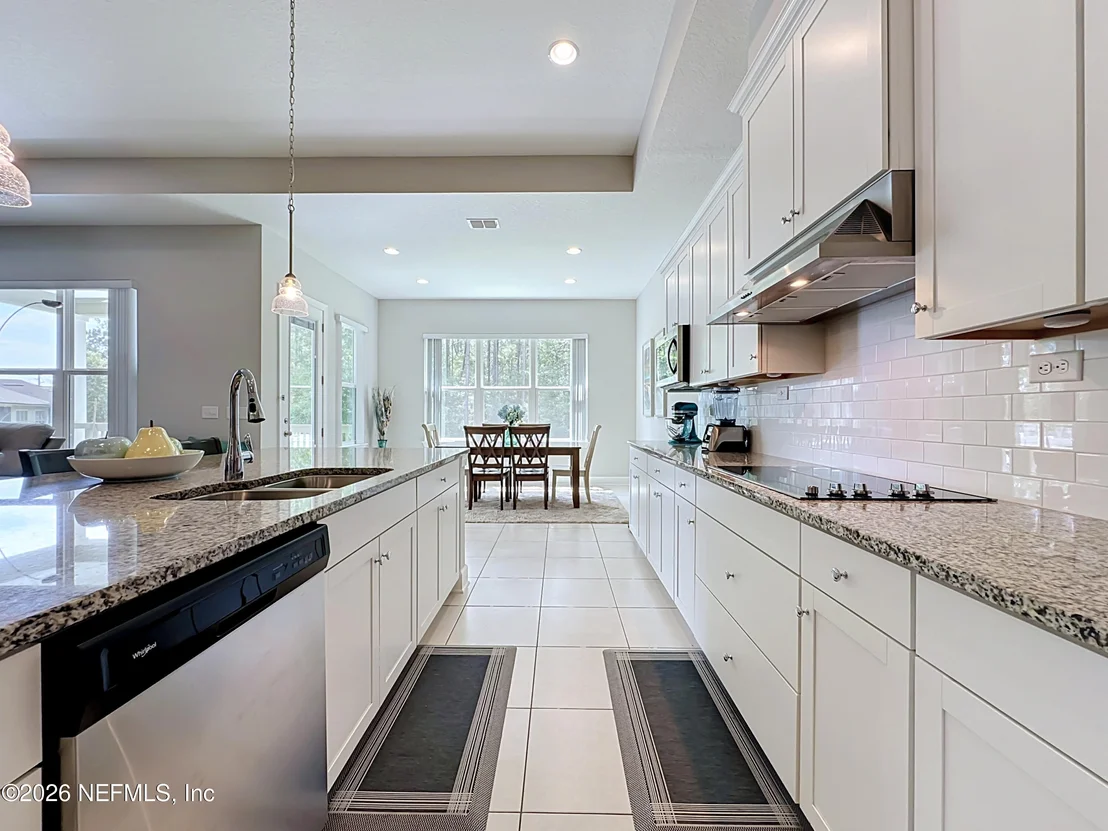 Photo of 676 CHARTER OAKS Boulevard
